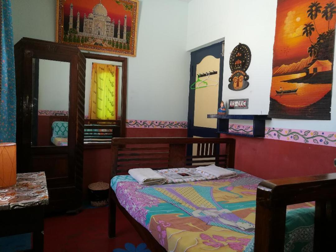 Swades Guest House Pondichéry Extérieur photo